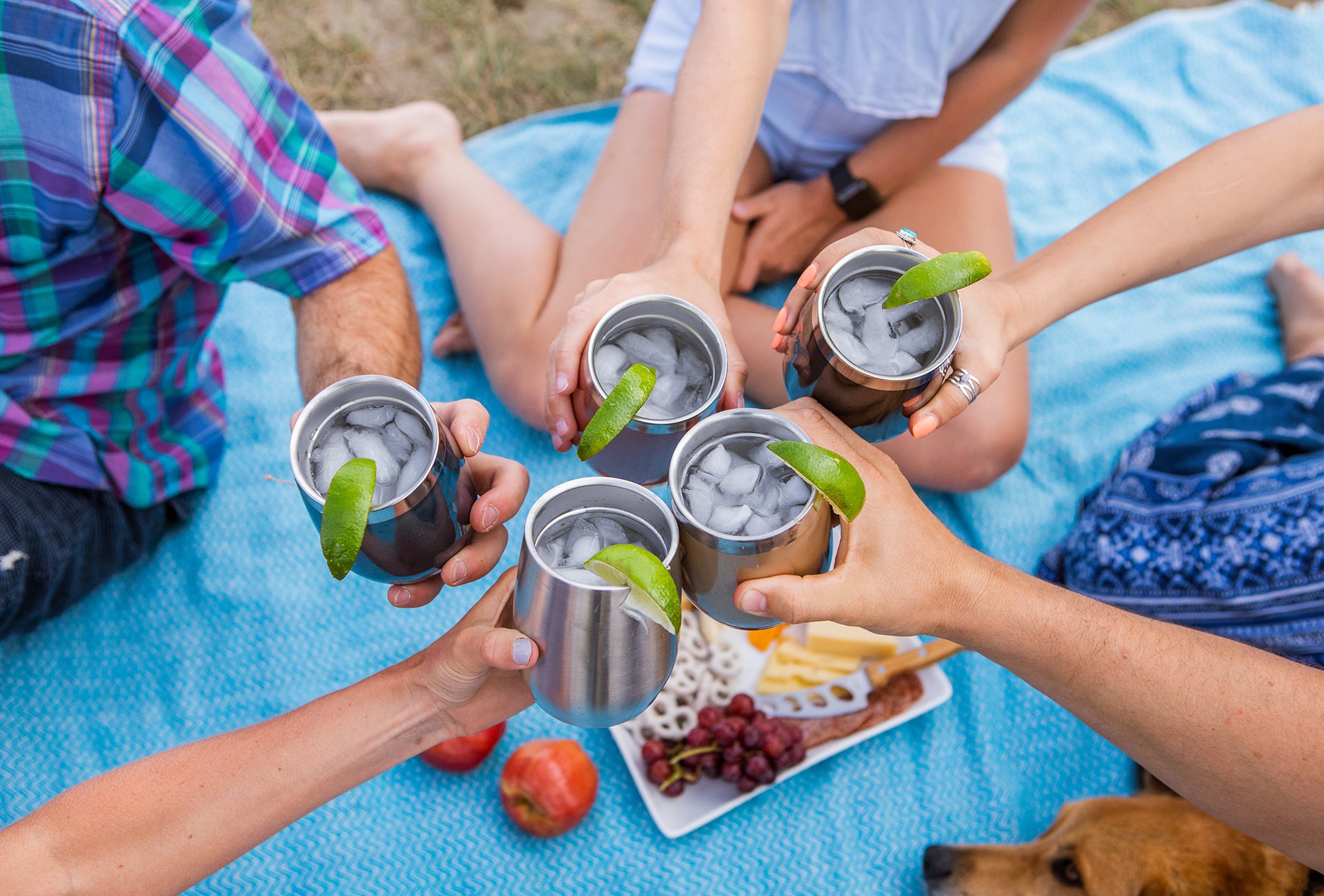 Beer, Wine & Cocktails